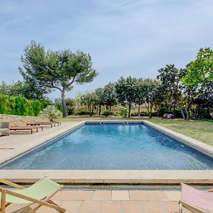 Apartment Le Bercail De Montmirail, Sarrians